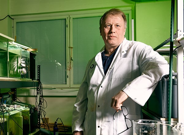 Ari Ruuskanen in his Fucus Vesiculosus  Lab